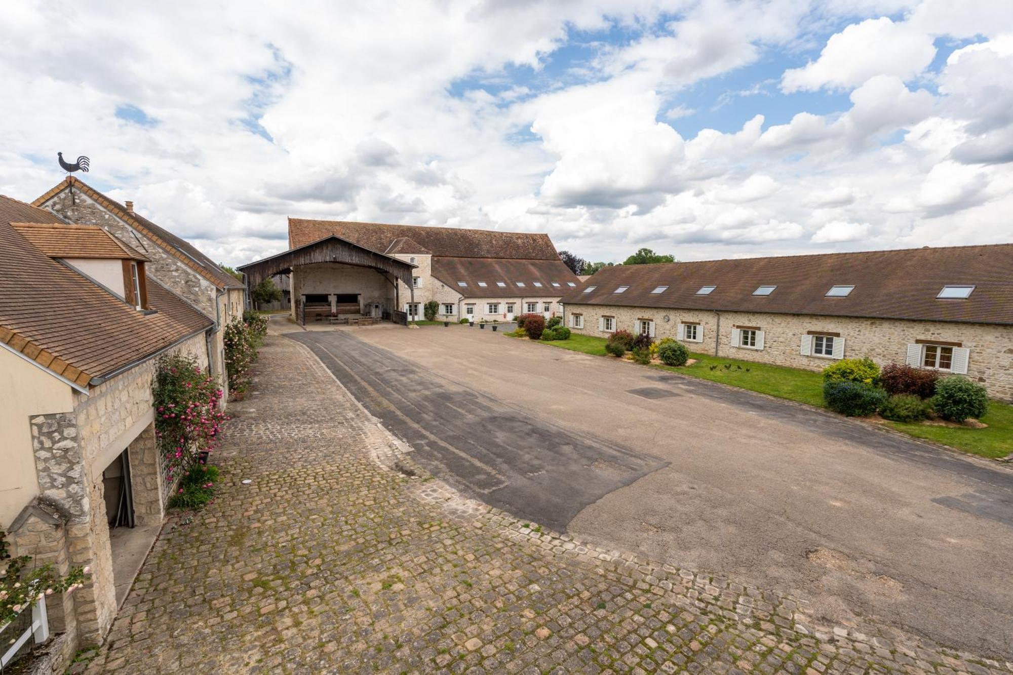 La Bullote - Gites - Paris Roissy Cdg Villeneuve-sous-Dammartin 외부 사진